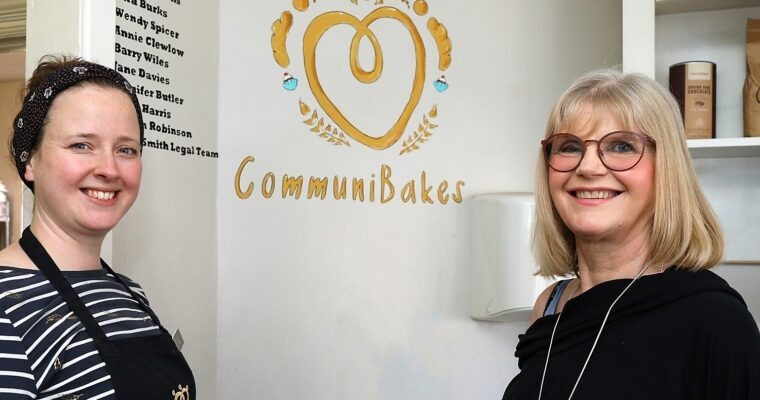 Southampton artist paints mural to thank Crowdfunders