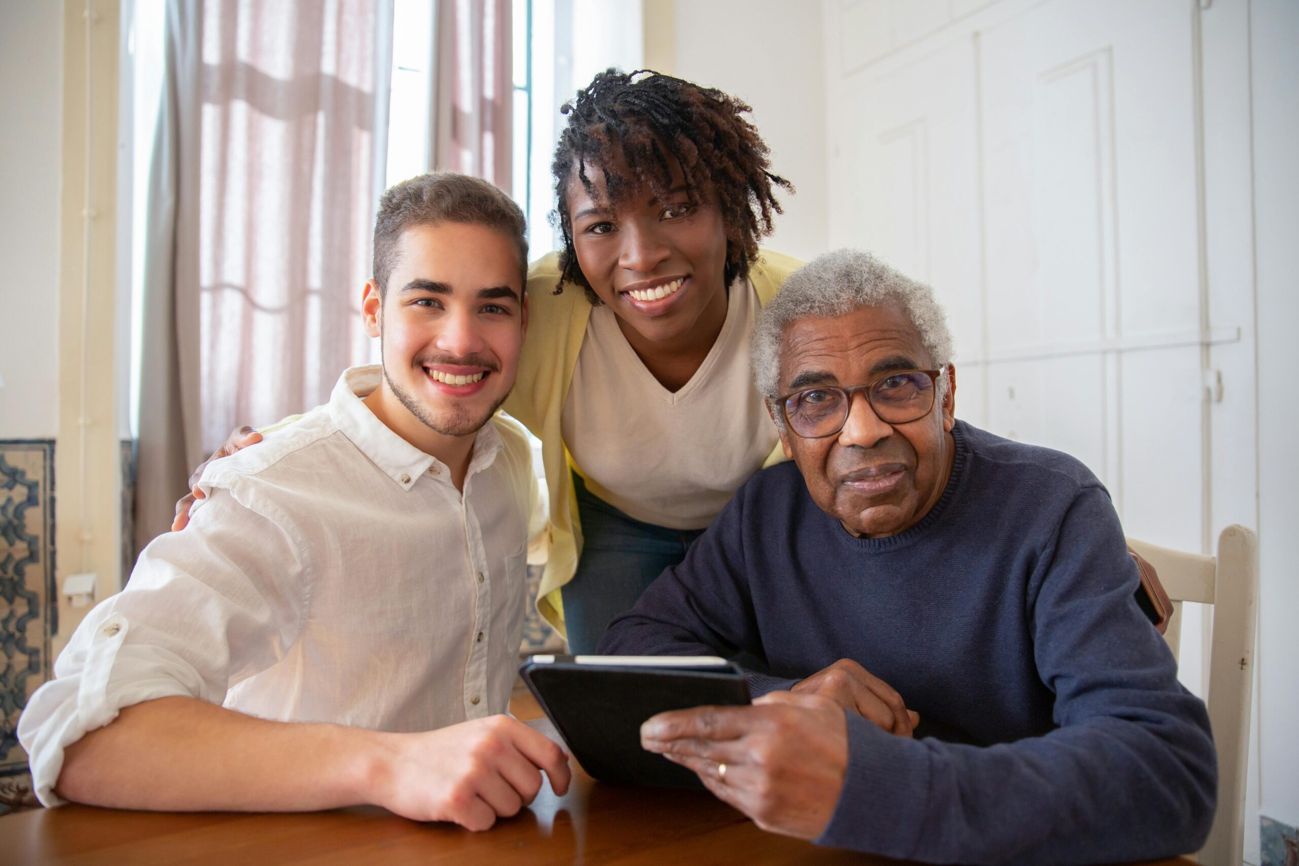 How volunteering can keep you happy & healthy