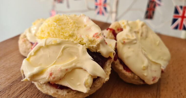 Game, set, match – it’s all love for the scone