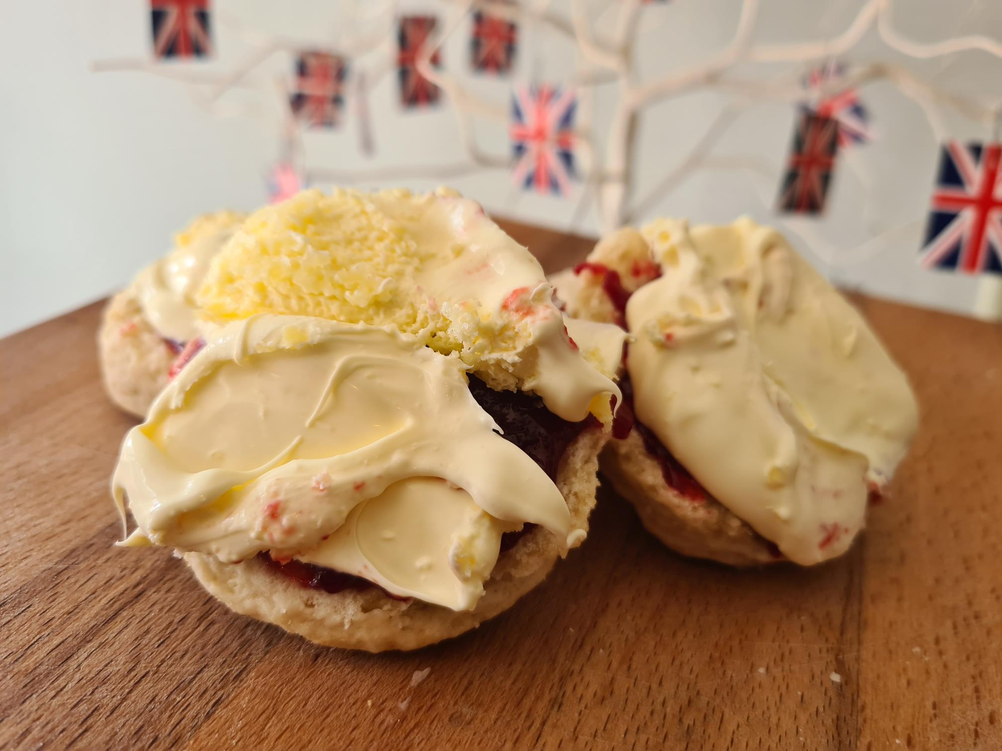 Game, set, match – it’s all love for the scone